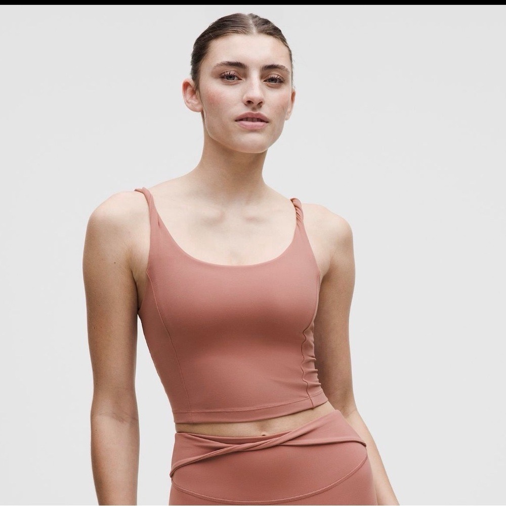 lululemon Align™ Twist-Strap
Cropped Tank Top Light Support, B/C
Cup
